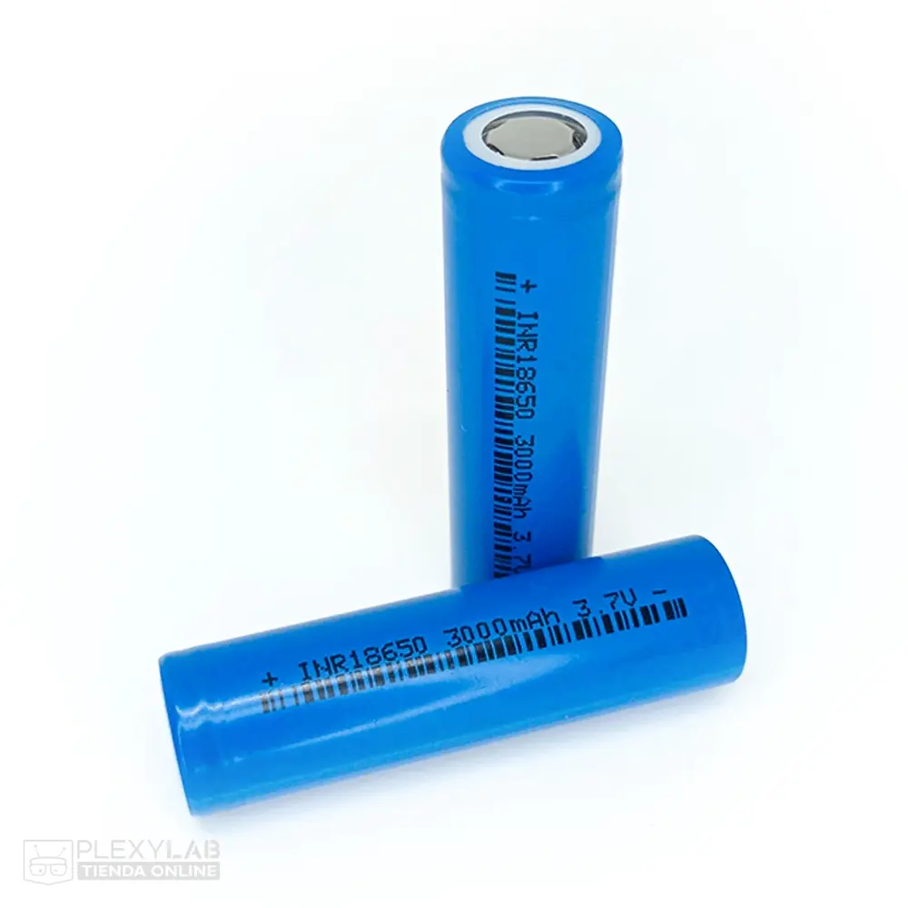 pila-bateria-de-litio-18650-generica-de-3.7v-de-3000-mah-003