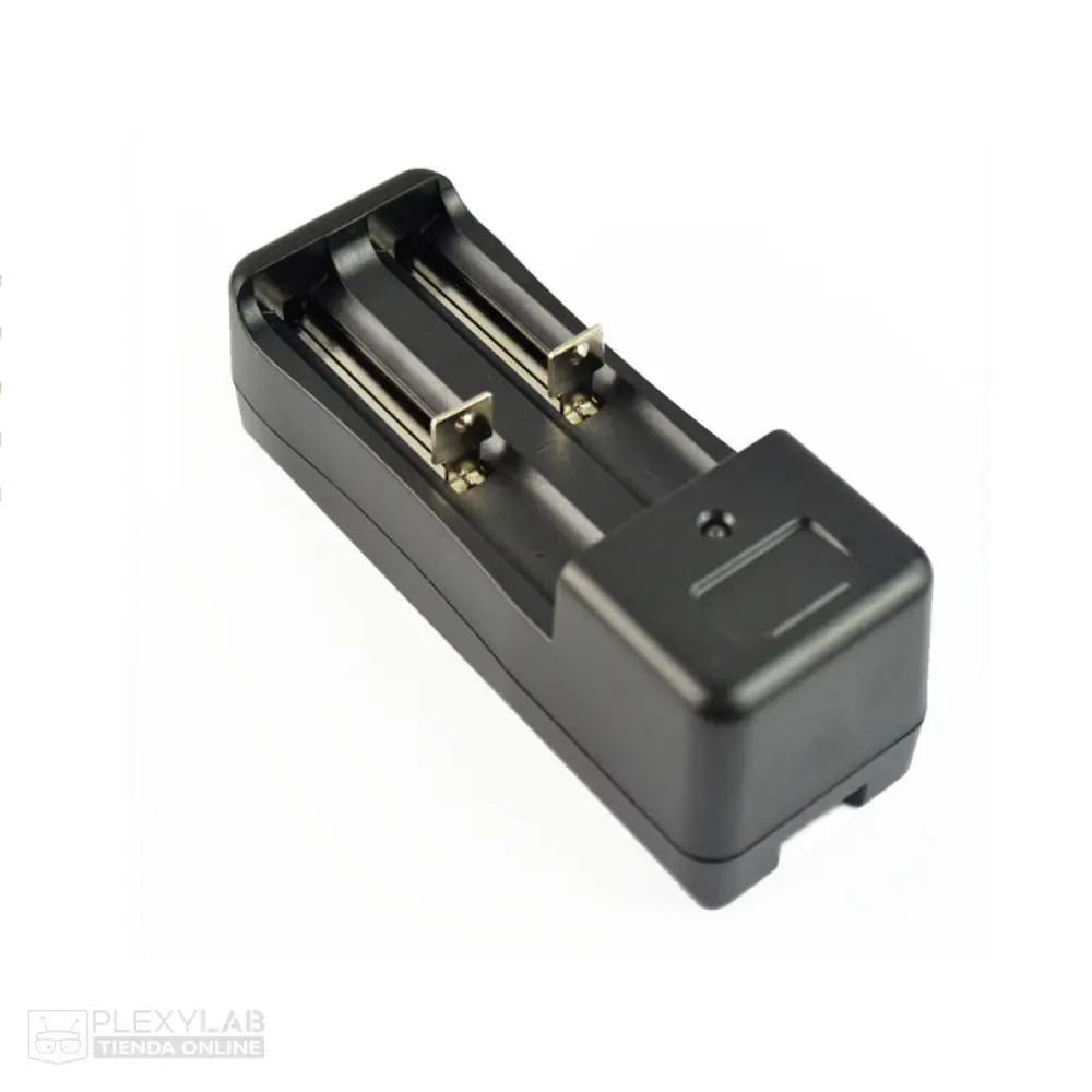 cargador-para-baterias-de-litio-18650-de-3.7v-004